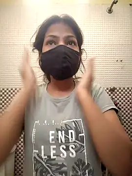 HOTSEXY KAVYA online show from April 5, 2026, 8:55 am