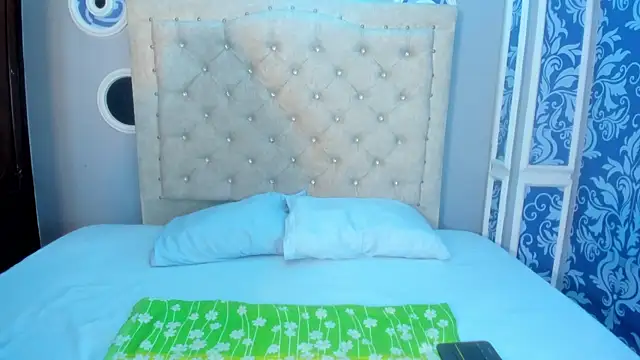 Snapshot of mishell_lovely chatting on January 18, 2026, 12:53 pm mishell lovely online show from January 18, 2026, 12:53 pm