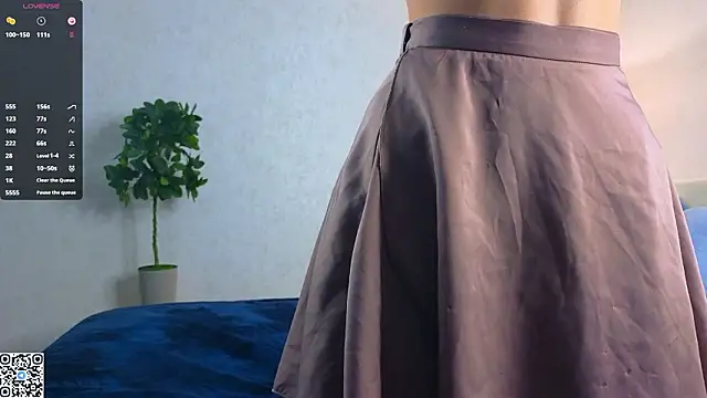 Snapshot of FloraNesli chatting on February 8, 2026, 6:17 am FloraNesli online show from February 8, 2026, 6:17 am