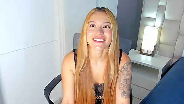 LexxyBunny  online show from September 29, 2025, 11:37 am