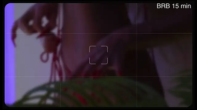 Snapshot of Alvuwkaa chatting on February 1, 2026, 7:29 am Alvuwkaa online show from February 1, 2026, 7:29 am