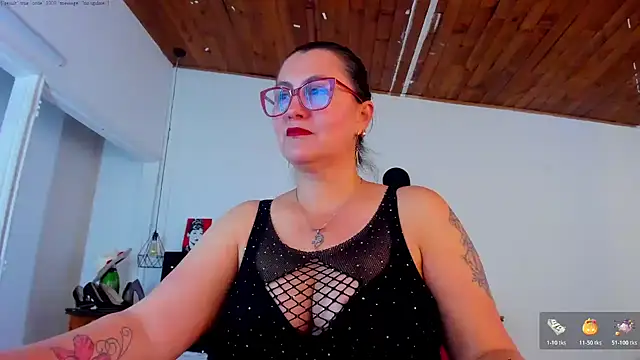 D Martii online show from October 22, 2025, 12:27 pm