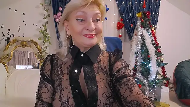 HypnotikCate online show from December 27, 2024, 7:24 pm