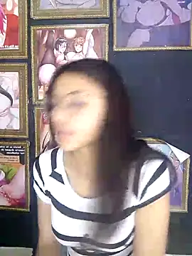 SofieLove 01 online show from October 6, 2025, 9:18 am