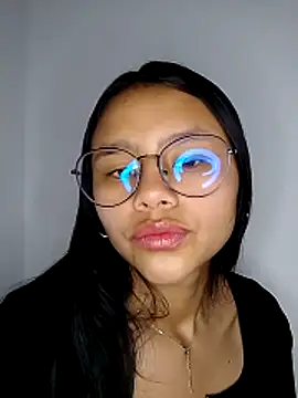 SofieLove 01 online show from February 10, 2026, 7:45 am