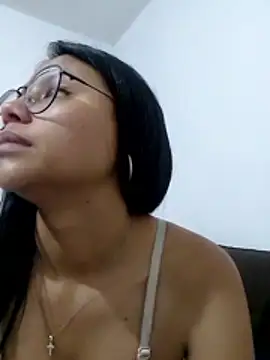 SofieLove 01 online show from March 18, 2026, 9:12 am