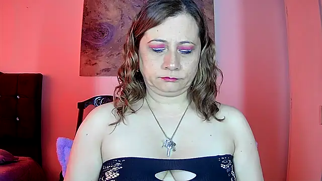 milagros latina75 online show from October 16, 2025, 1:34 pm