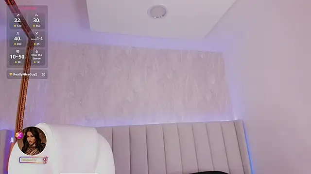 Tokio-Shuang online show from November 26, 2025, 10:11 pm