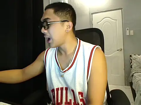 pinoyAdrianneXXX online show from October 13, 2025, 2:11 am