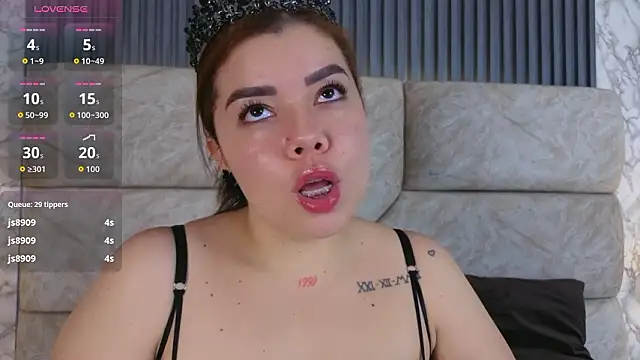 Snapshot of leilapons chatting on February 27, 2026, 4:29 pm leilapons online show from February 27, 2026, 4:29 pm