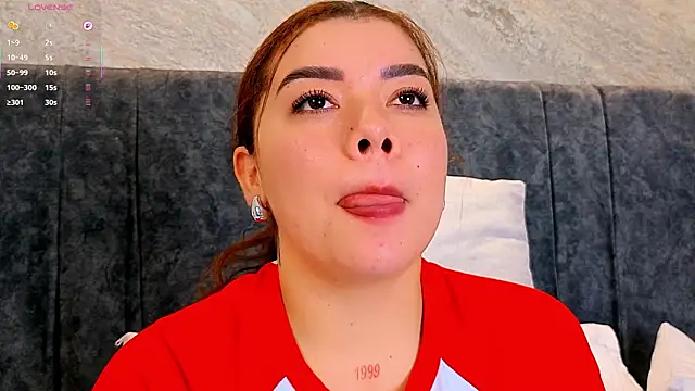 Snapshot of leilapons chatting on March 3, 2026, 5:08 pm leilapons online show from March 3, 2026, 5:08 pm