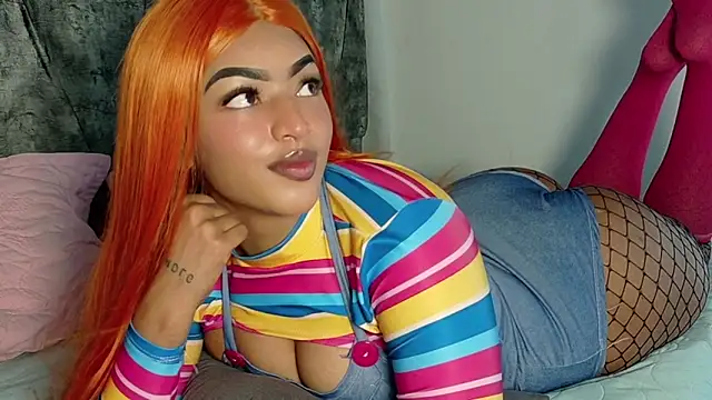 ValeriGallardo17 online show from October 31, 2025, 8:54 pm