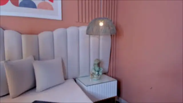 noa moon online show from February 22, 2026, 2:34 am