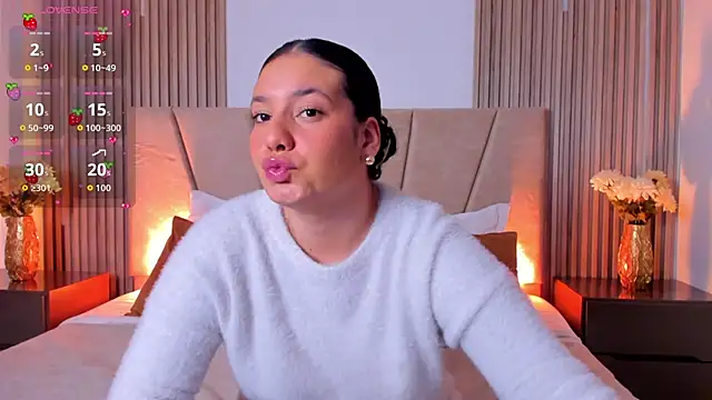 Rachell Jamess online show from October 6, 2025, 3:48 am