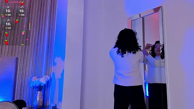 Rachell Jamess online show from October 25, 2025, 3:36 am