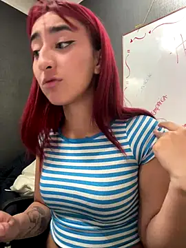 JuliethaDemon  online show from October 7, 2025, 1:52 pm