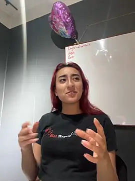 JuliethaDemon  online show from October 20, 2025, 1:11 pm