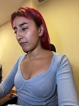 JuliethaDemon  online show from April 15, 2026, 2:24 pm