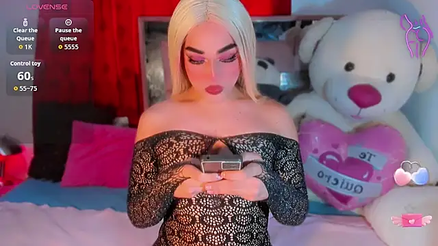 Snapshot of star_foxts chatting on October 28, 2025, 10:01 pm star foxts online show from October 28, 2025, 10:01 pm