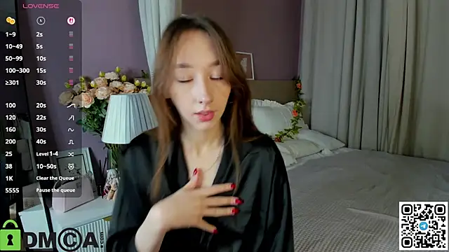 Miche1le Allenne online show from November 16, 2025, 1:11 am