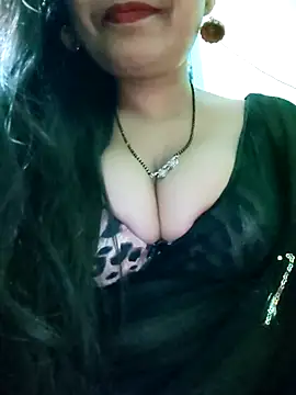 Sofia-ex online show from December 17, 2025, 7:03 am