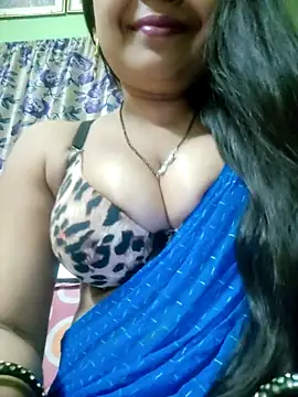 Snapshot of Sofia-ex chatting on February 5, 2026, 7:35 am Sofia-ex online show from February 5, 2026, 7:35 am