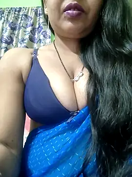 Snapshot of Sofia-ex chatting on February 28, 2026, 4:13 am Sofia-ex online show from February 28, 2026, 4:13 am