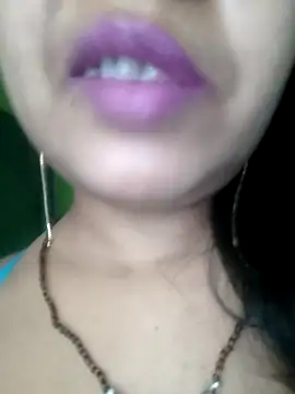 Sofia-ex online show from April 7, 2026, 5:19 am