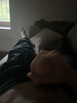 Snapshot of Zoro404040 chatting on September 29, 2025, 5:18 pm Zoro404040 online show from September 29, 2025, 5:18 pm