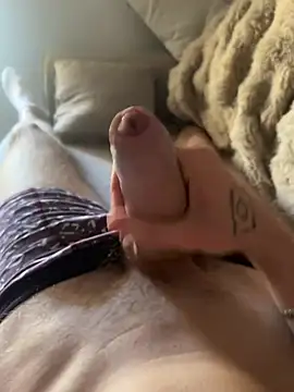 Zoro404040 online show from February 17, 2026, 12:45 pm