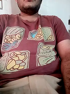 Snapshot of EducatedDanish chatting on October 5, 2025, 10:13 am EducatedDanish online show from October 5, 2025, 10:13 am