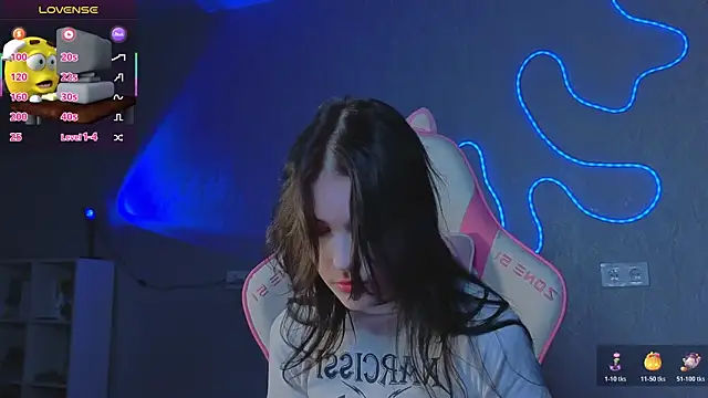 Sophie SkyAngel online show from December 21, 2025, 12:23 pm