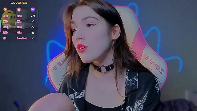 Sophie SkyAngel online show from May 31, 2026, 6:31 am