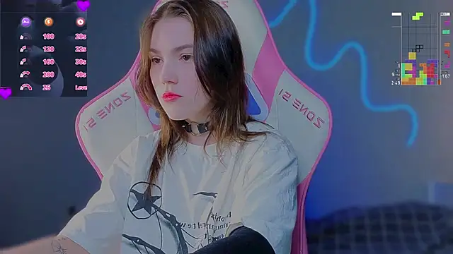 Sophie SkyAngel online show from July 29, 2026, 4:32 am