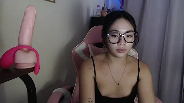 Sweetcummer laura online show from November 2, 2025, 8:44 pm