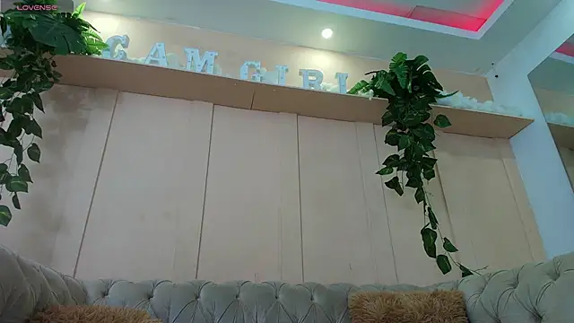 lorena rubio online show from October 11, 2025, 12:04 pm