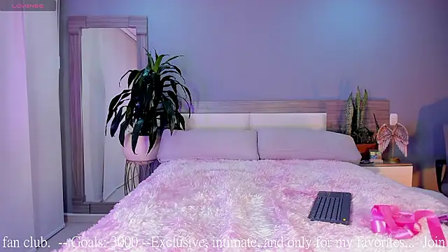 Snapshot of Alaiaguerra chatting on February 10, 2026, 3:10 am Alaiaguerra online show from February 10, 2026, 3:10 am