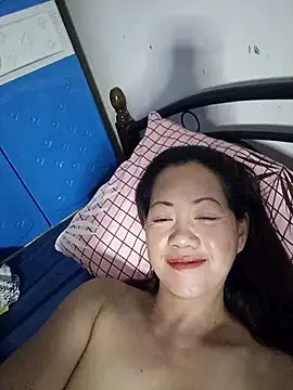 Snapshot of SweetASS6969 chatting on November 3, 2025, 2:40 pm SweetASS6969 online show from November 3, 2025, 2:40 pm