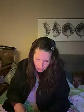 petalsexy online show from November 11, 2025, 3:56 pm