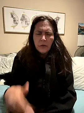 petalsexy online show from November 12, 2025, 2:06 pm