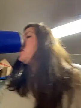 petalsexy online show from November 16, 2025, 5:29 pm