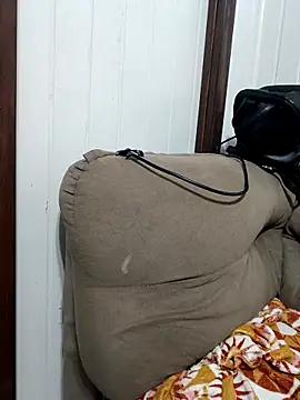 cicinha3657 online show from May 16, 2026, 5:37 am