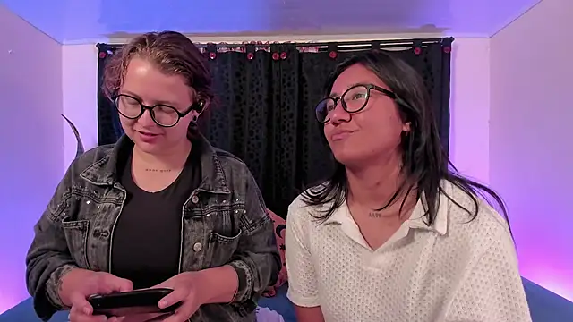 CrazyCakes  online show from March 22, 2026, 2:26 am