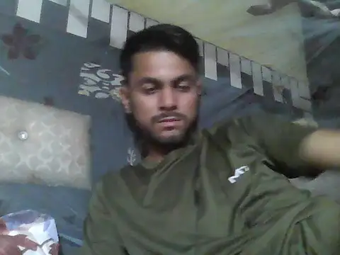 ursdreamperson online show from October 24, 2025, 3:52 pm