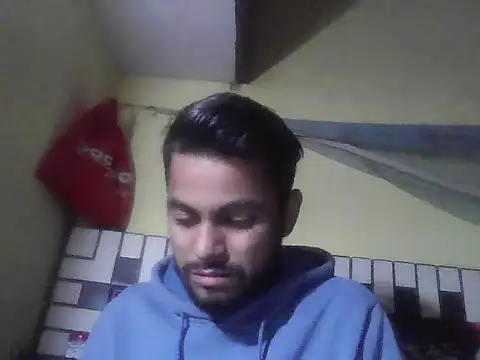 ursdreamperson online show from December 21, 2025, 5:03 am