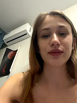 Snapshot of Rina_Tyler chatting on September 28, 2025, 3:39 pm Rina Tyler online show from September 28, 2025, 3:39 pm