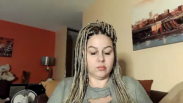 Snapshot of number1slut chatting on December 3, 2024, 9:45 pm number1slut online show from December 3, 2024, 9:45 pm