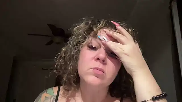 Snapshot of number1slut chatting on November 12, 2025, 3:07 am number1slut online show from November 12, 2025, 3:07 am