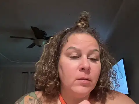 number1slut online show from November 20, 2025, 3:28 am