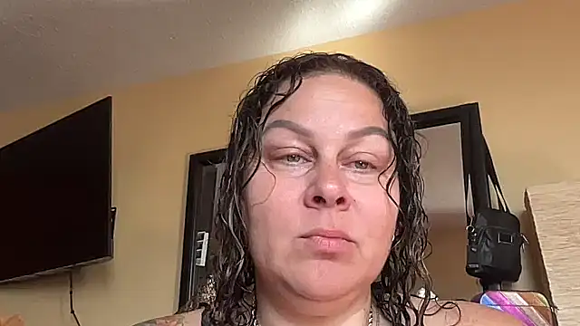 number1slut online show from June 16, 2026, 1:47 pm